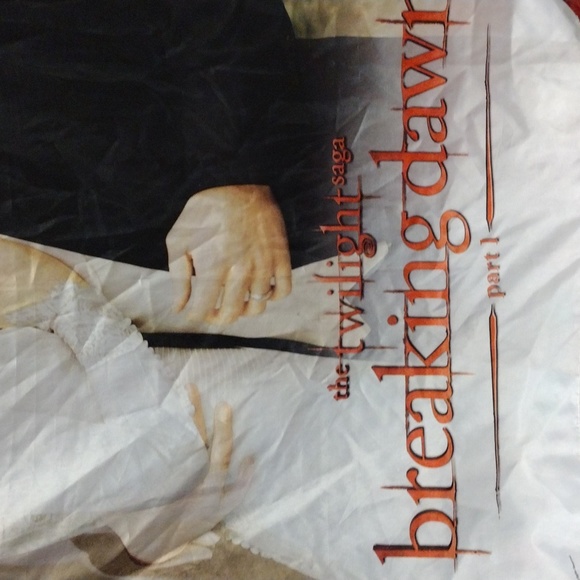 2012 sheet post tapestry - Picture 3 of 3